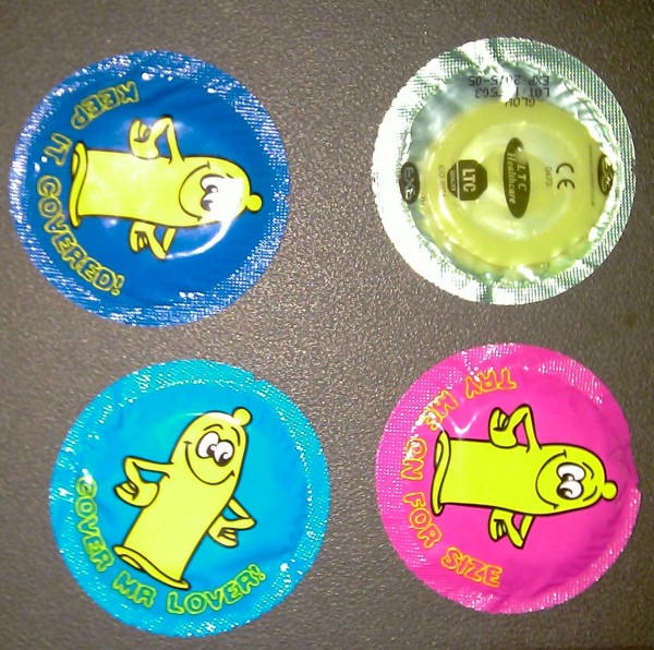 Презервативы SPRING ароматизированные купить со скидкой в секс шопе  Презервативы  Ароматизированные