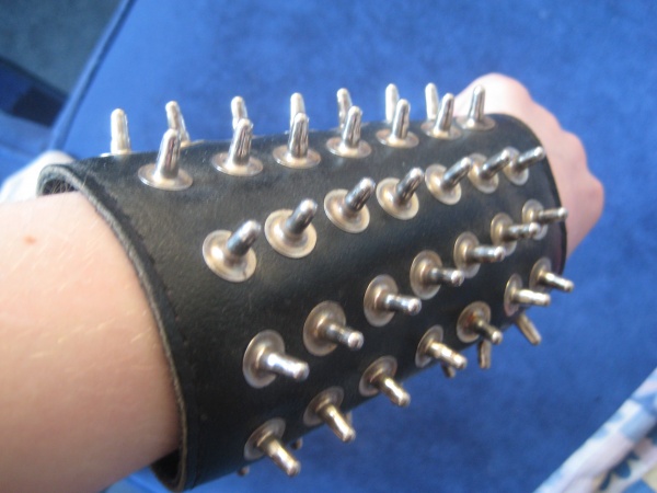 Фаллоимитатор С Шипами