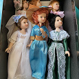 Отдается в дар Отдам в дар 46 кукол из серии «Дамы Эпохи» от Деагостини.