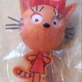 Отдается в дар Фигурка кошки из мультфильма «Три кота»