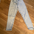 Отдается в дар Летние женские джинсы 48