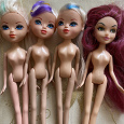 Отдается в дар 4 куклы без одежды.