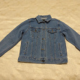 Отдается в дар куртка джинсовая синяя размер 42-44