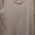 Отдается в дар Белая футболка / майка, по бокам сетка ) размер L