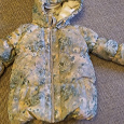 Отдается в дар Тёплая куртка для девочки на 6 лет.