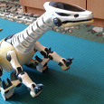 Отдается в дар Игрушка робот-динозавр (б/у)