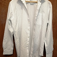 Отдается в дар Белая мужская рубашка, размер примерно 50-52
