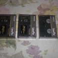 Отдается в дар три кассеты для видео-камеры