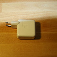 Отдается в дар Зарядное устройство Apple iPod Power Adapter (FireWire)