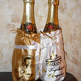 Отдается в дар Свадебные украшения на бутылки с шампанским!!!