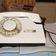 Отдается в дар Старый телефонный аппарат