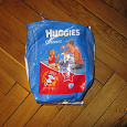 Отдается в дар памперсы Huggies на 4-9 кг