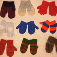 Отдается в дар много детских варежек и перчаток на 1-2,5года — пока 9 пар