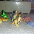 Отдается в дар фигурки динозавров и им подобным