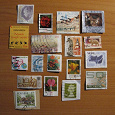 Отдается в дар Маленькая подборка марок для коллекционера.
