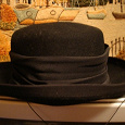 Отдается в дар Шляпа черная размер 53-54