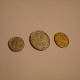 Отдается в дар Три украинские монетки.
