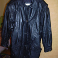 Отдается в дар Кожанная куртка женская 52-54 размер