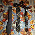 Отдается в дар Еще три галстука