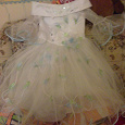 Отдается в дар Еще одно шикарное платье для маленькой принцессы примерно на 6-7 лет.