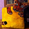 Отдается в дар подушка-тигр