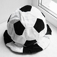 Отдается в дар Футбольная шляпа