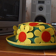 Отдается в дар Дурацкая шляпа с цветами :)