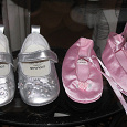 Отдается в дар обувь для маленькой модницы с 4-х до 8-ми месяцев