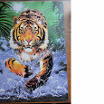 Отдается в дар Паззл — Тигр с плюшем в «серебре»