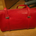Отдается в дар Красная сумка prada — умелым ручкам будет рада! :)