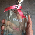 Отдается в дар туалетная вода moschino funny
