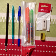 Отдается в дар Канцелярия: ручки, карандаш, маркеры, ластик, точилка
