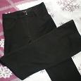 Отдается в дар Черные женские брюки, 42 размер