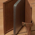Отдается в дар кожаная визитница (cardholder) 10*7 см