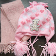 Отдается в дар шарфик и шапочка для малышки на весну
