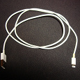 Отдается в дар USB дата-кабель для Apple iPhone/iPad/iPod
