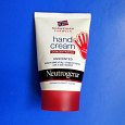 Отдается в дар Крем для рук Neutrogena® Hand cream (без запаха)