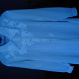Отдается в дар Белая нарядная блузка :)