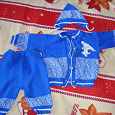 Отдается в дар Вязаный костюмчик на малыша 0-3мес.