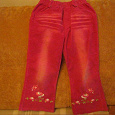 Отдается в дар Розовые вельветовые брюки с вышивкой для девочки