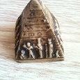 Отдается в дар пирамидка из египта