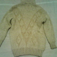 Отдается в дар Детский шерстяной свитер. На 5-6 лет.