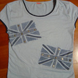 Отдается в дар Голубая футболка с флагом Великобритании