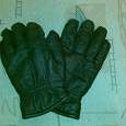 Отдается в дар Зимние мужские перчатки