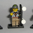 Отдается в дар Lego Minifigures, Series 4: Street Skater, Werewolf x 2