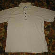 Отдается в дар две мужских белых футболки-поло 50-52 размера