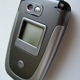 Отдается в дар Телефон Motorola V360 с «приданым»