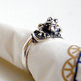 Отдается в дар Серебряное кольцо с лягушкой на кувшинке