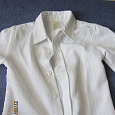Отдается в дар белая рубашечка для ребенка