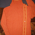 Отдается в дар Яркий шерстяной свитер